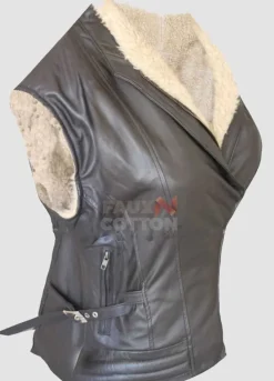 Andrea Harrison Walking Dead (Laurie Holden) Fur Vest