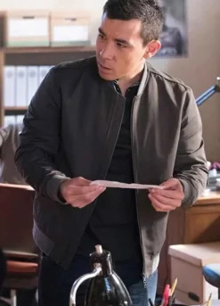 HOW TO GET AWAY WITH MURDER (OLIVER HAMPTON) CONRAD RICAMORA GREY COTTON JACKET