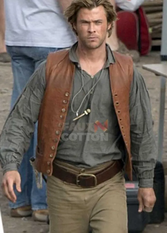 In the Heart of the Sea Chris Hemsworth Brown Vest