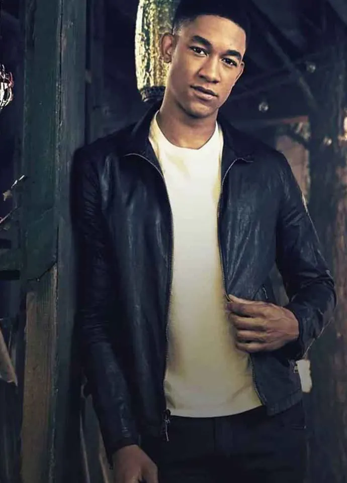 LEGACIES PEYTON ALEX SMITH (RAFAEL WAITHE) BLACK JACKET