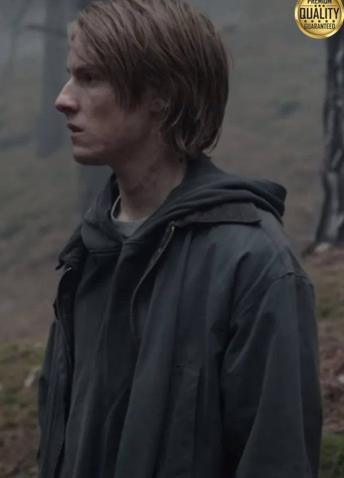 Louis Hofmann Dark Season 3 Black Jacket