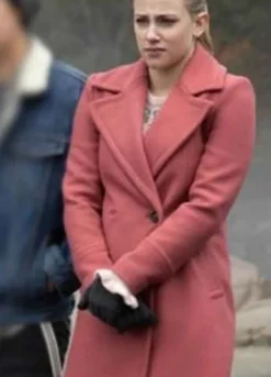 Riverdale S04 (Betty Cooper) Lili Reinhart Pink Wool Coat