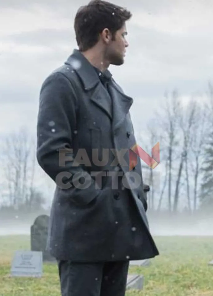 Supergirl Jeremy Jordan Grey Coat