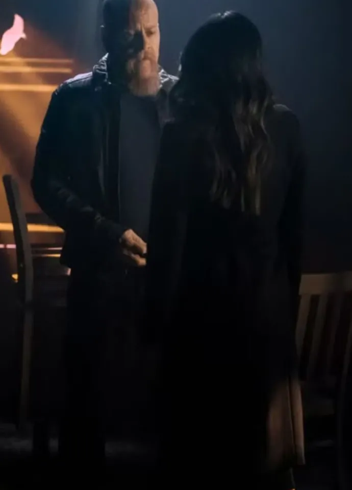 Superman and Lois S04 Amanda McCoy (Yvonne Chapman) Black Wool Coat