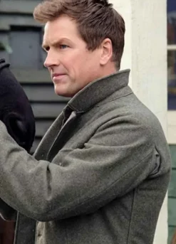 WHEN CALLS THE HEART (JACK THORNTON) DANIEL LISSING WOOL COAT