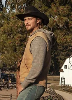 YELLOWSTONE (KAYCE DUTTON) LUKE GRIMES BROWN VEST